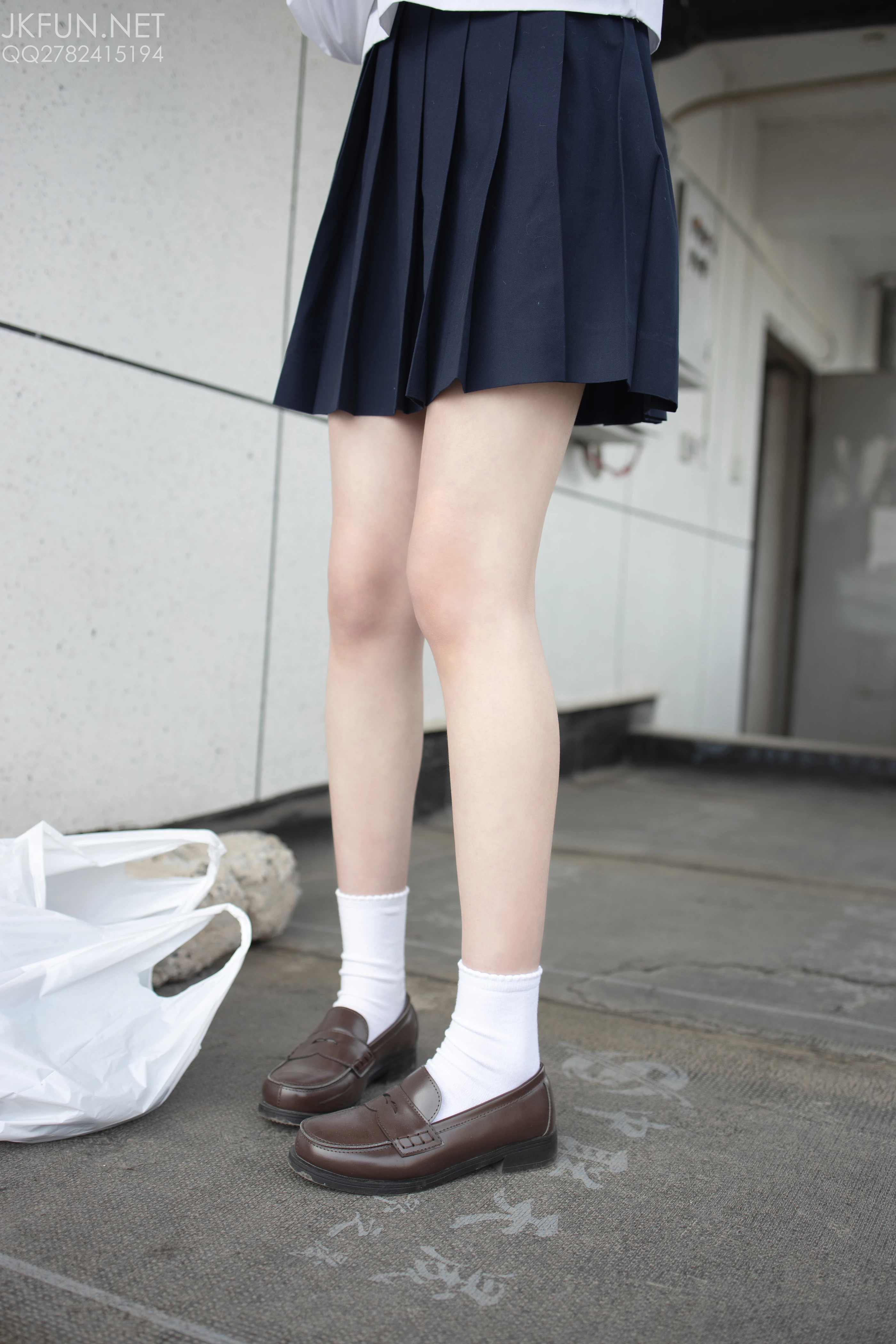 森萝财团 [JKFUN-002] Aika 可爱学妹丝足 [230P 1V]插图1